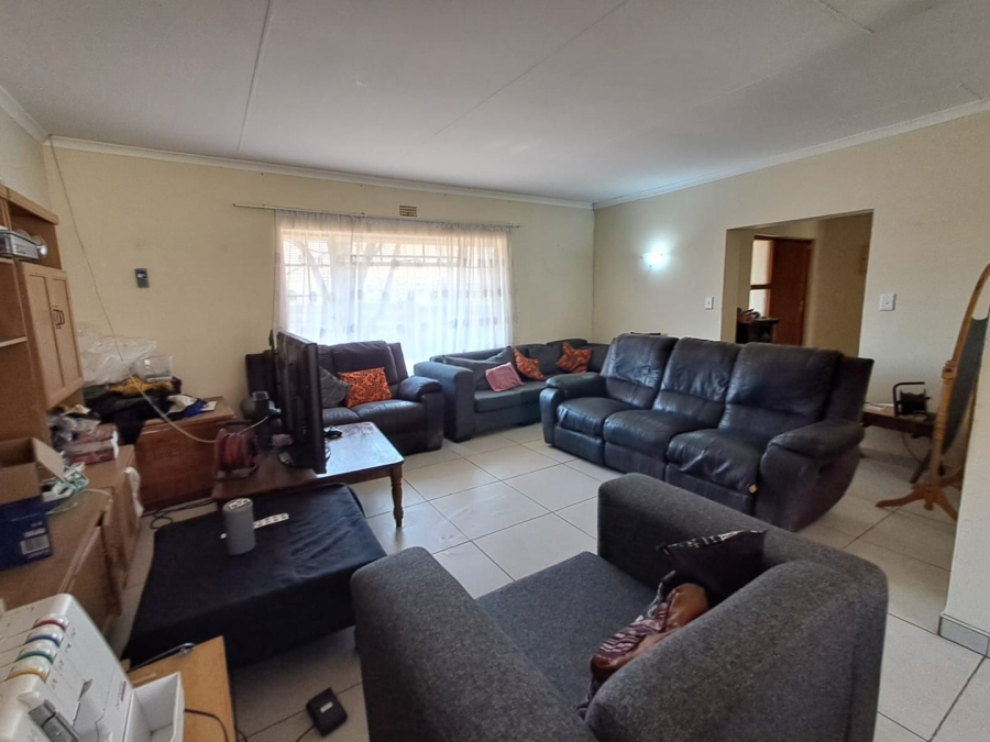 4 Bedroom Property for Sale in Vaalpark Free State